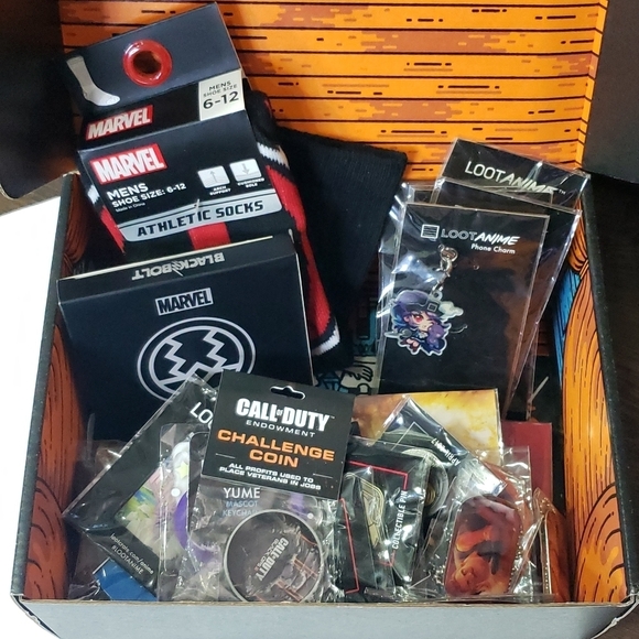 Loot Crate Pins and More! LootAnime, LootGaming, Marvel - Over 30 Pieces!! - Picture 1 of 12